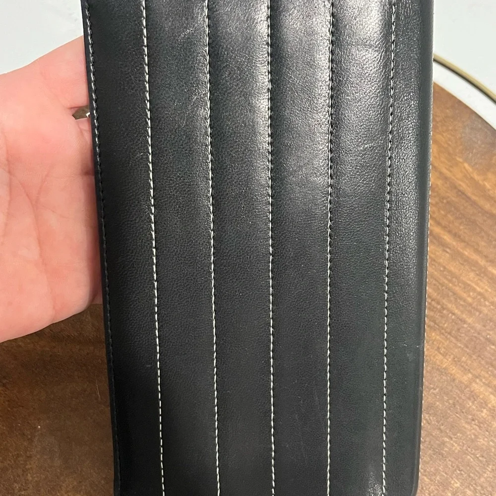 Chanel Black Lambskin Vertical Stitch Bifold Leather Wallet - Picture 8 of 8